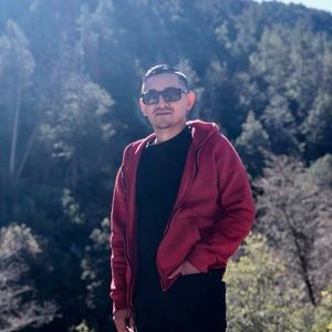 Meet your Posher, Eddie